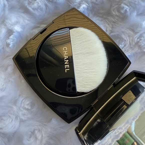 Chanel Les Beiges Healthy Glow Illuminating Powder in Sunset- Limited Edition - Picture 6 of 8